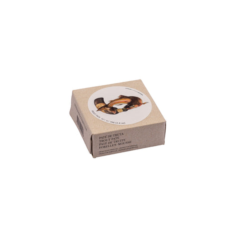 conserve de pate de truite dans un emballage en carton